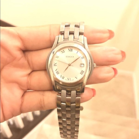 Other - Gucci watch